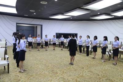 提升素質(zhì)強(qiáng)服務(wù) 展示低碳新風(fēng)采——中國(guó)杭州低碳科技館展覽部開展服務(wù)專項(xiàng)培訓(xùn)